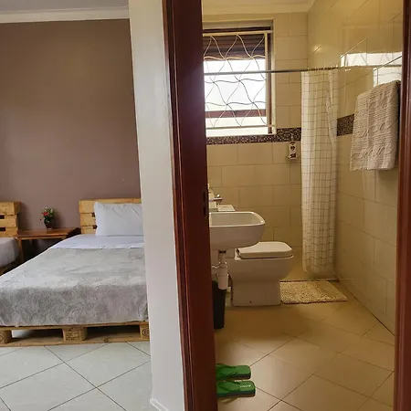 Aivilo Comfort Bed&Breakfast Entebbe Exterior photo