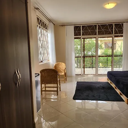 Aivilo Comfort Bed&Breakfast Entebbe Exterior photo